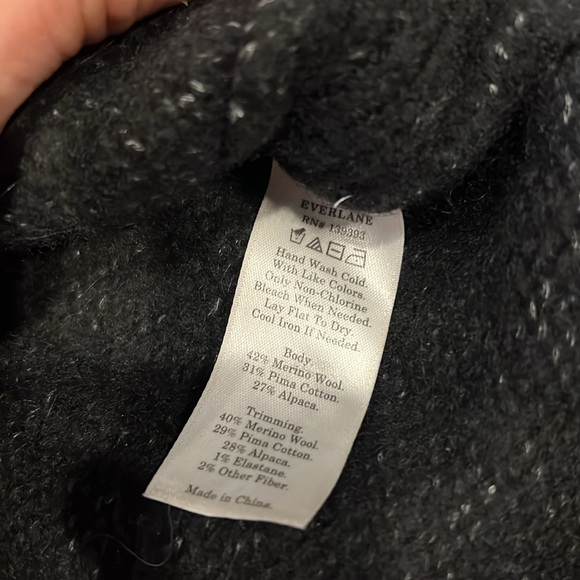 Everlane The Cloud Turtleneck Wool Cotton Alpaca Blend Womens Medium in black - Picture 6 of 9